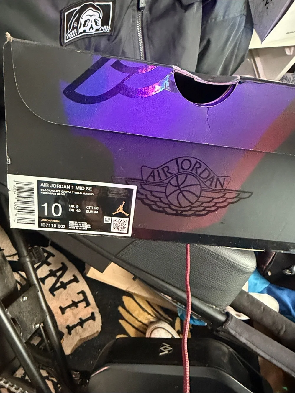 Air jordan 1 mid se size 10